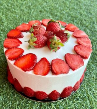 Strawberry cake
