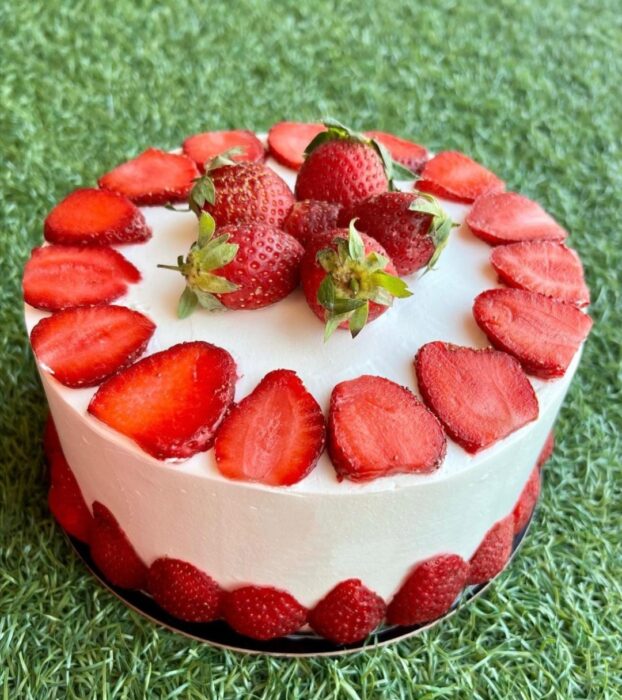 Strawberry cake